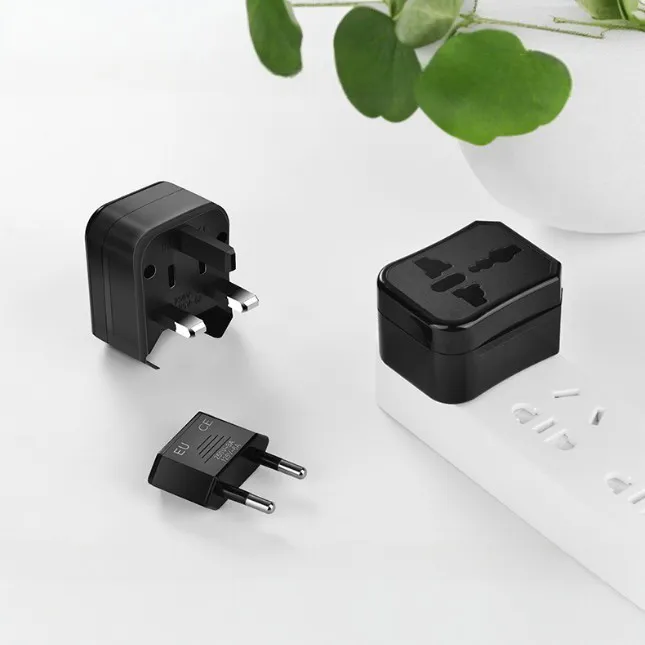 GTT4001 Ruko Travel Adapter